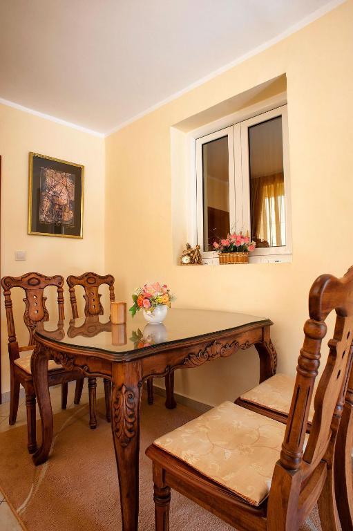 Apartments Vuksic Ilha Sveti Stefan Quarto foto