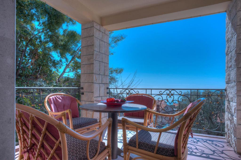 Apartments Vuksic Ilha Sveti Stefan Quarto foto