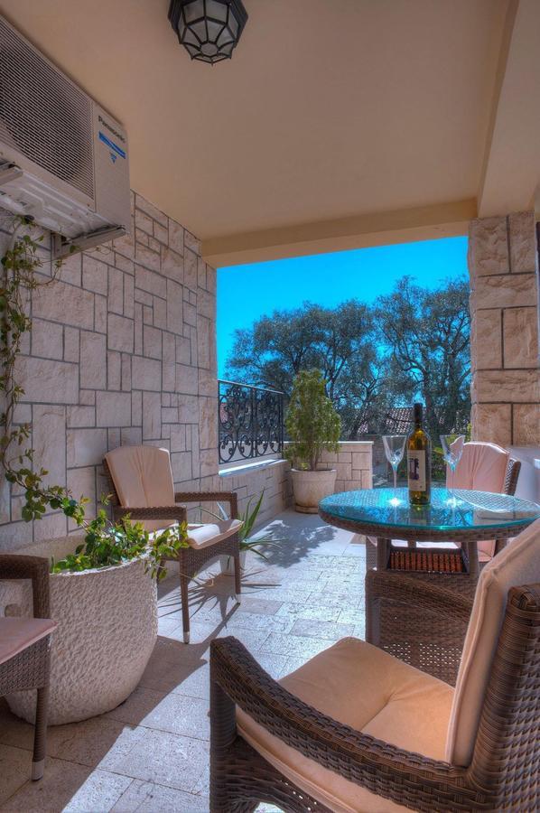 Apartments Vuksic Ilha Sveti Stefan Exterior foto